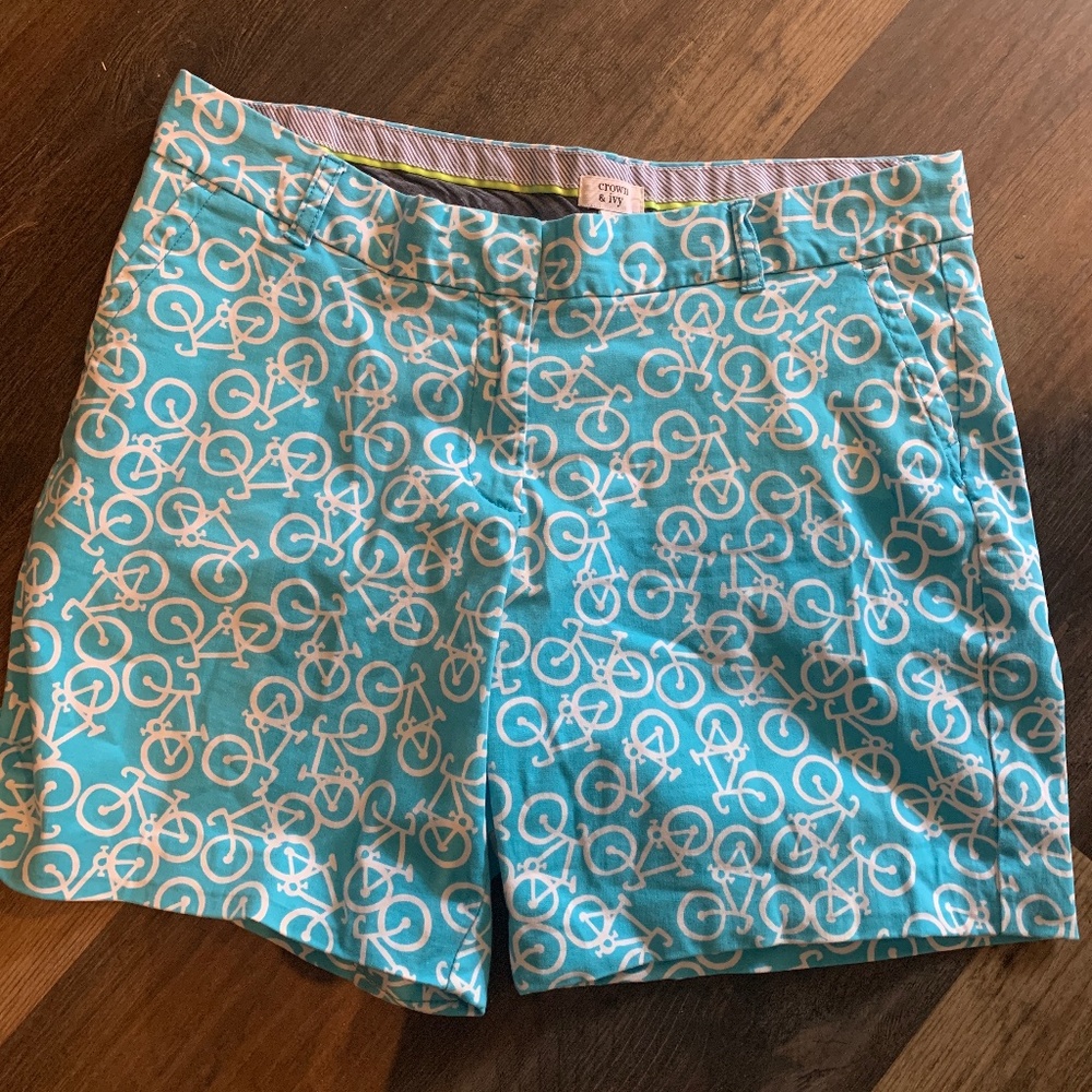 Criwn&Ivy bicycle shorts. Worn about 3x. Great condition